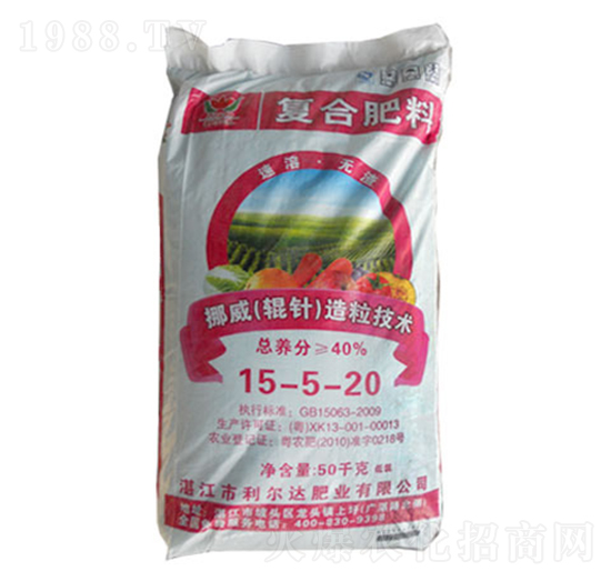 輥針造粒復混肥料15-5-20-利爾達肥業(yè)
